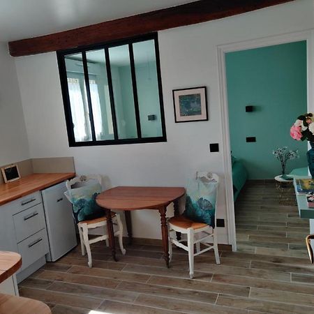 Le Nenuphar Apartment เวอร์นอน ภายนอก รูปภาพ