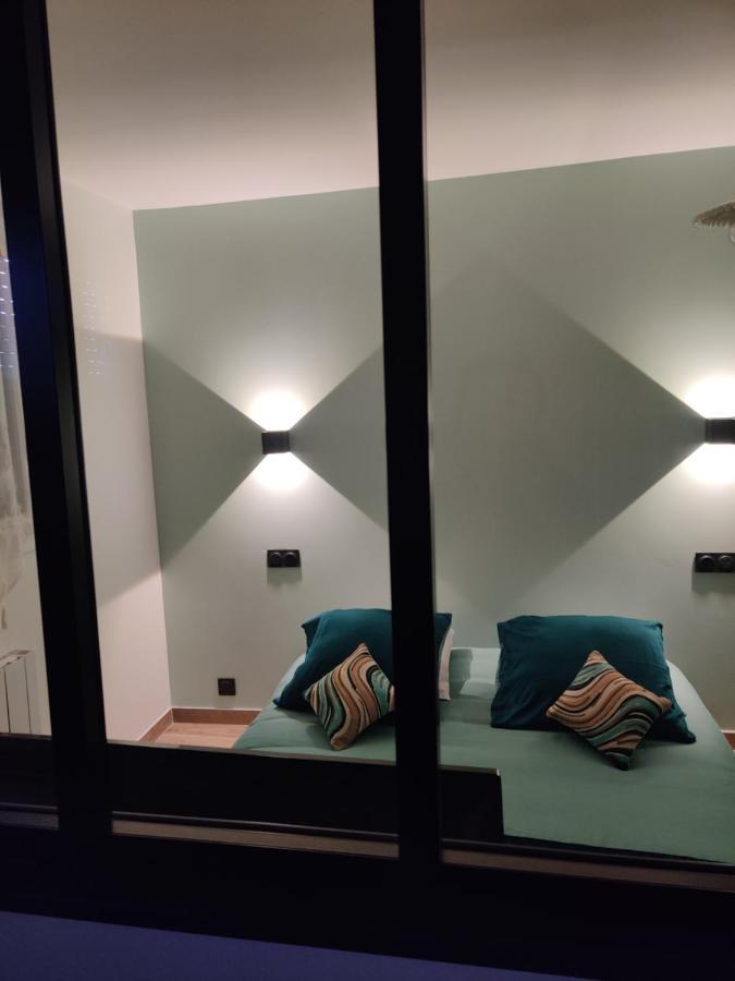 Le Nenuphar Apartment เวอร์นอน ภายนอก รูปภาพ