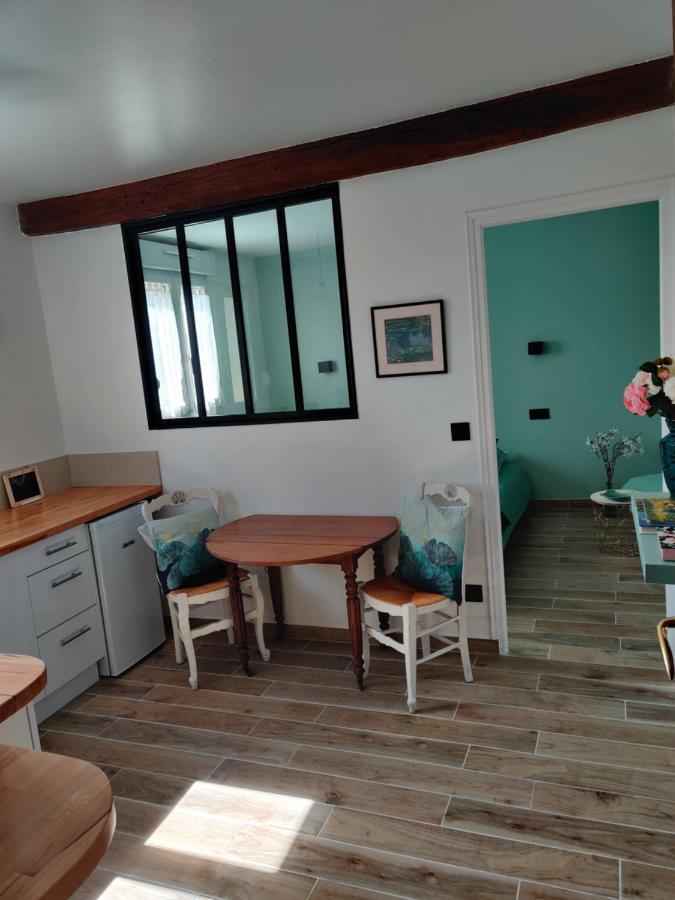 Le Nenuphar Apartment เวอร์นอน ภายนอก รูปภาพ